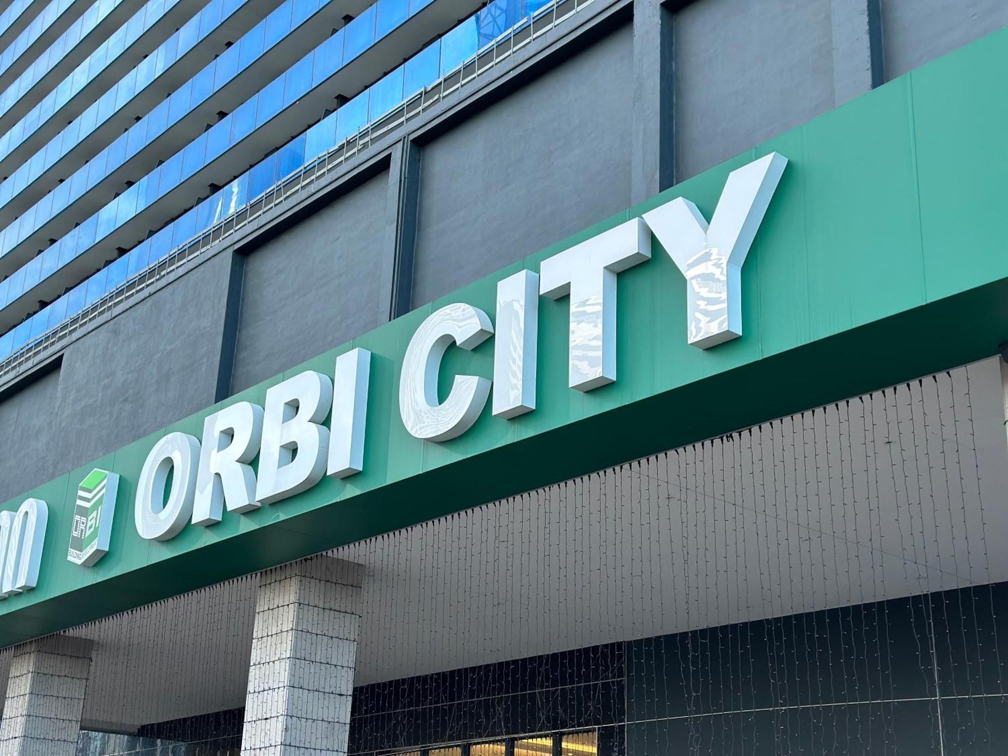 Orbi Lux Studio バトゥーミ エクステリア 写真